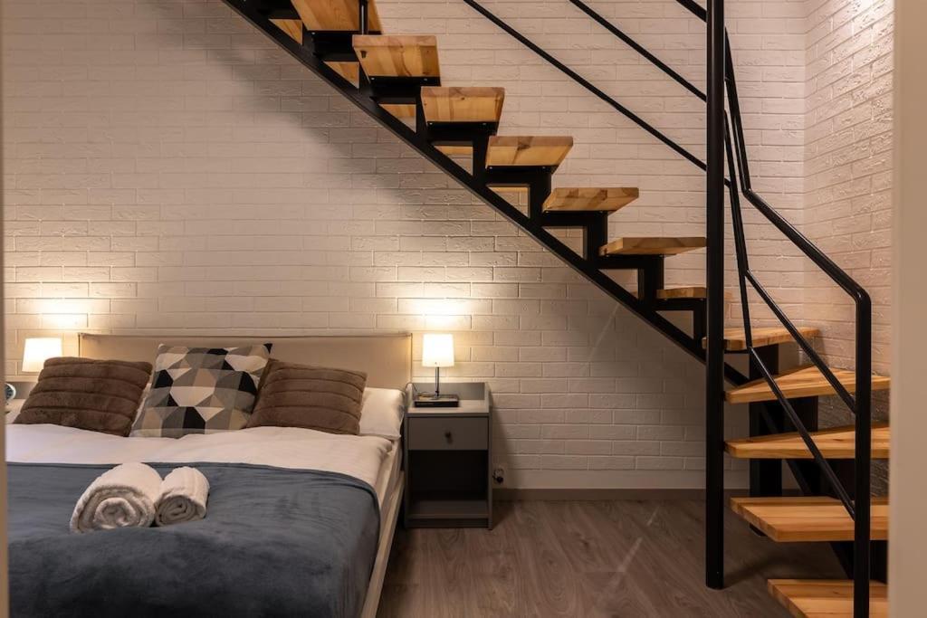 Eclectic And Design Duplex In Prague Leilighet Eksteriør bilde